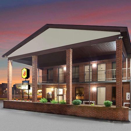 Super 8 By Wyndham Sandusky Exterior foto