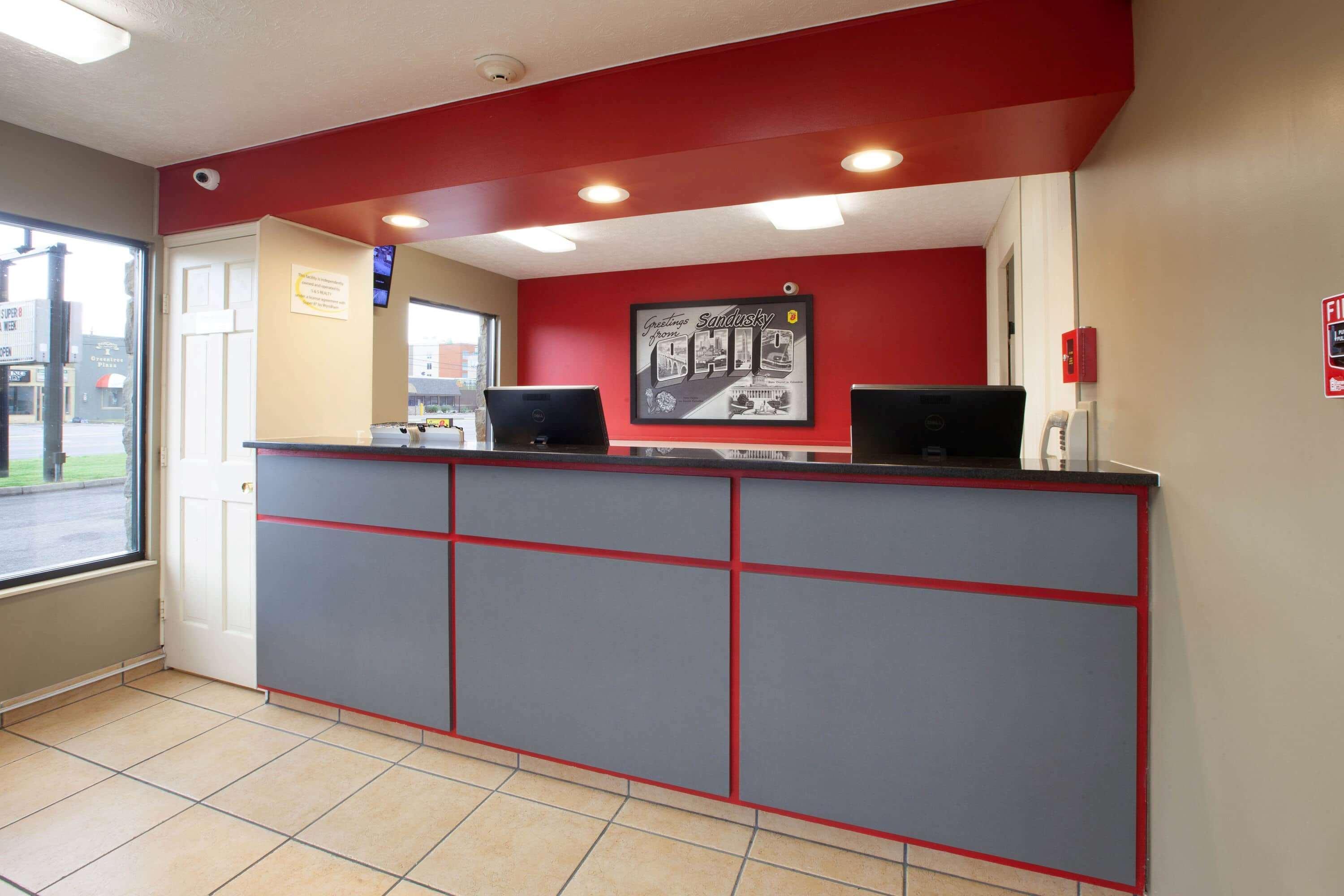 Super 8 By Wyndham Sandusky Exterior foto